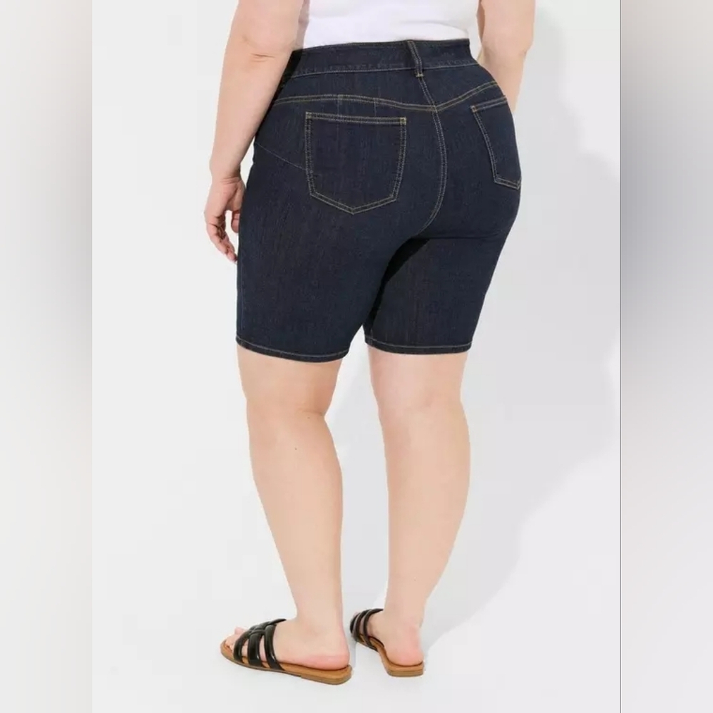 Torrid Bombshell Bermuda Premium Stretch High-Rise Short Sz 22 WS62 - Picture 4 of 9